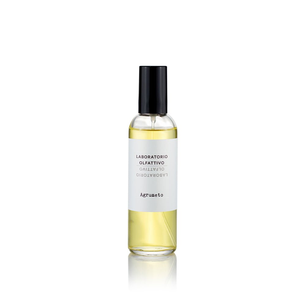 Flakon des Nischenparfums Agrumeto Raumspray von Laboratorio Olfattivo