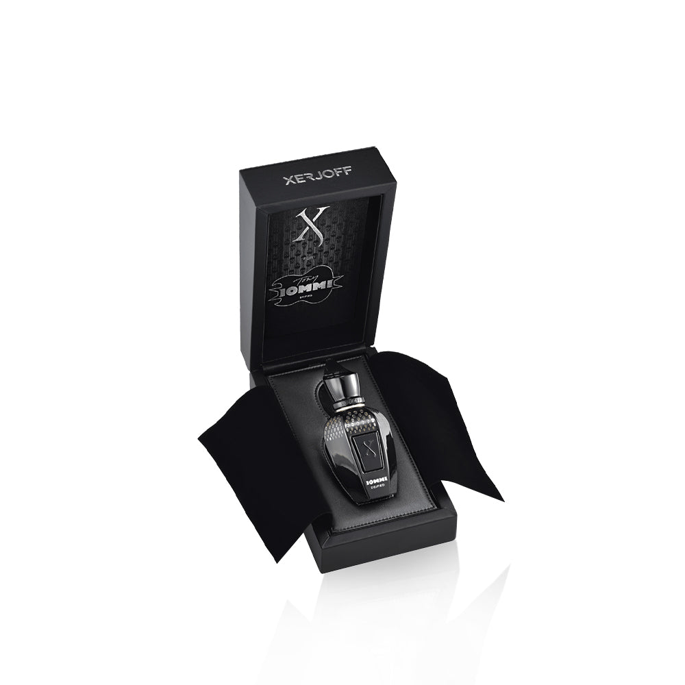 Flakon des Nischenparfums Blends - Tony Iommi Deified von Xerjoff