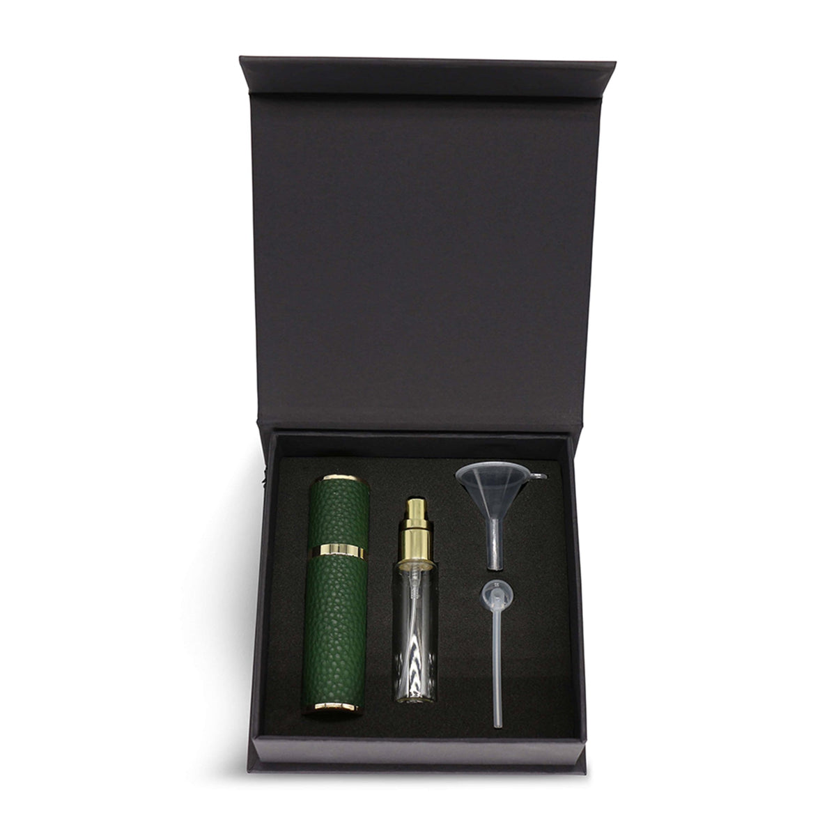 Flakon des Nischenparfums Leder - Travelatomizer von Essence Garden