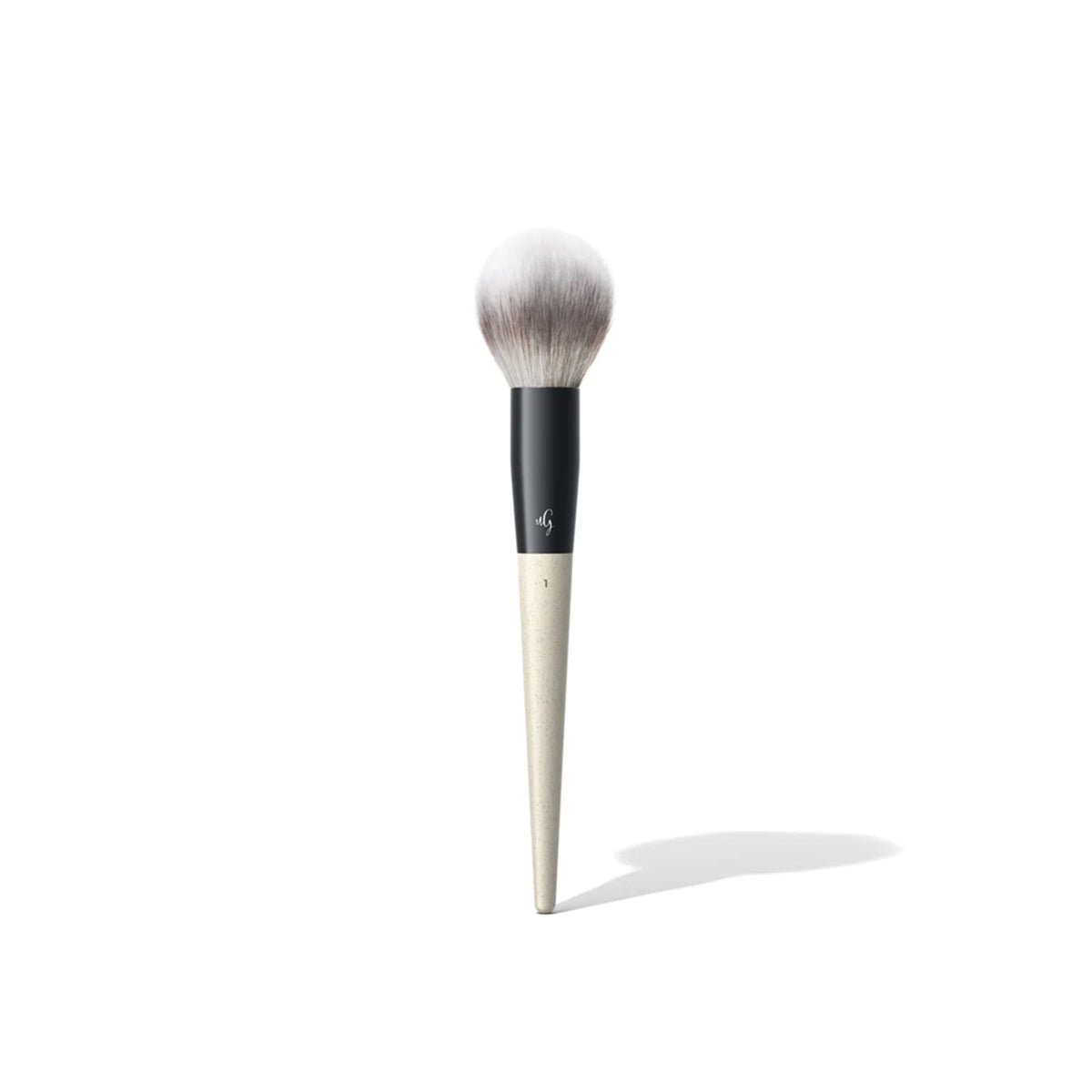Powder Brush 01 von UND GRETEL
